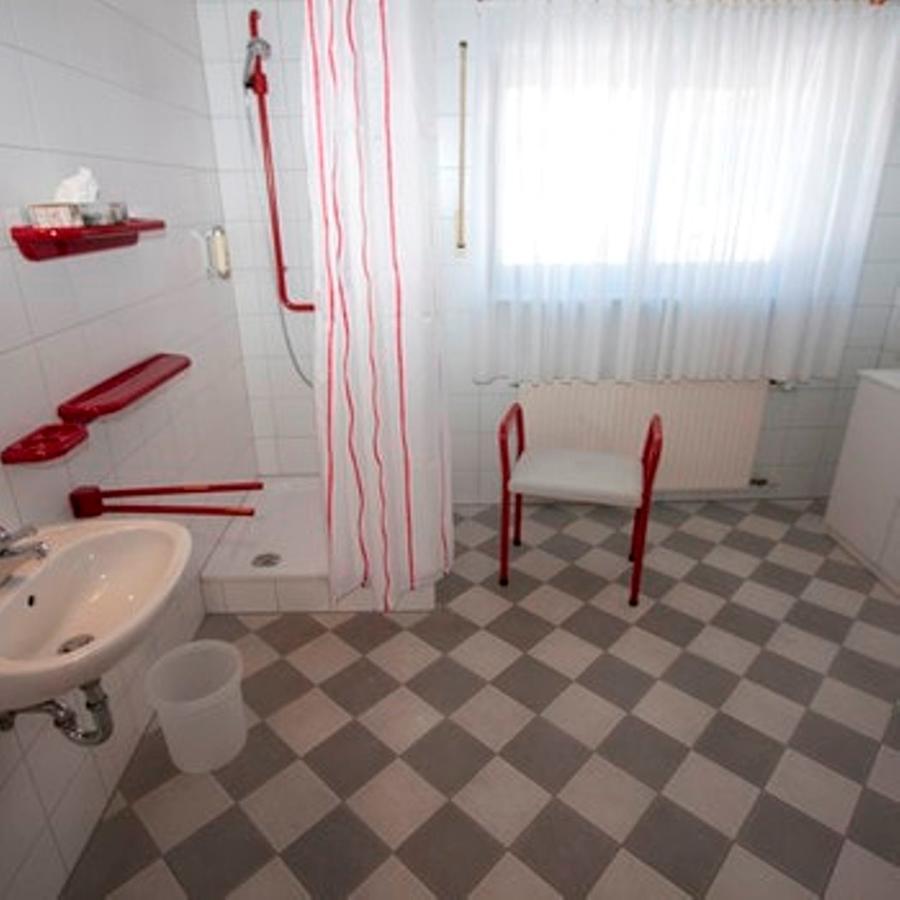 Rhoen Panorama Hostel Poppenhausen Buitenkant foto